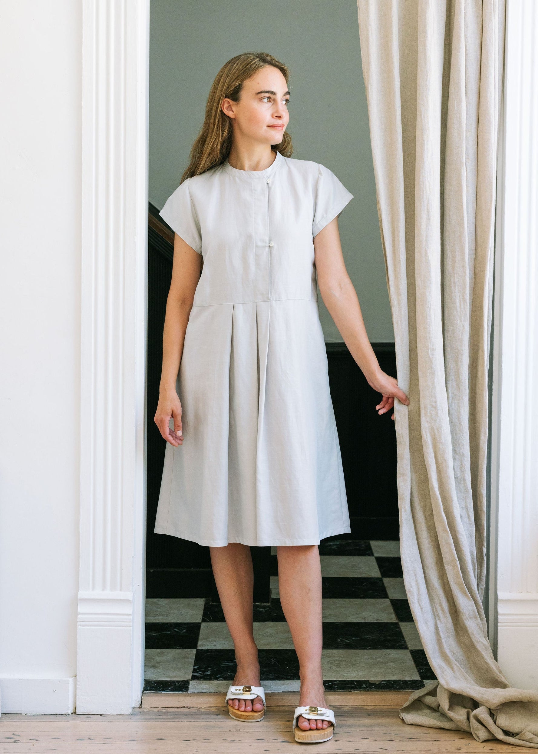 The Sera Dress in Light Grey