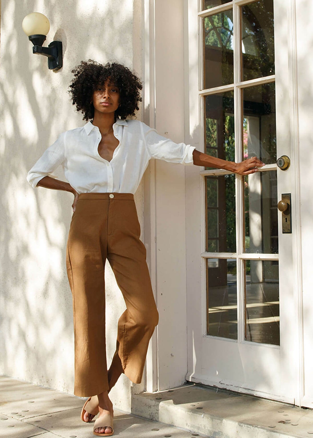 tobacco colored pants Hyper Denim Brown Loose Fit Cargo | Size: 36 wears size 32 30 32 34 36 38 40 RISE (in.) 11.75 12 12.25 12.5 12.75 13 THIGH (in.) 23 24 25 26 27 28 INSEAM (in.) 32.5 33 33 33 33 33 LEG OPENING (in.) 17.5 18 18.5 19 19.5 20 Tobacco Brown has arrived. A