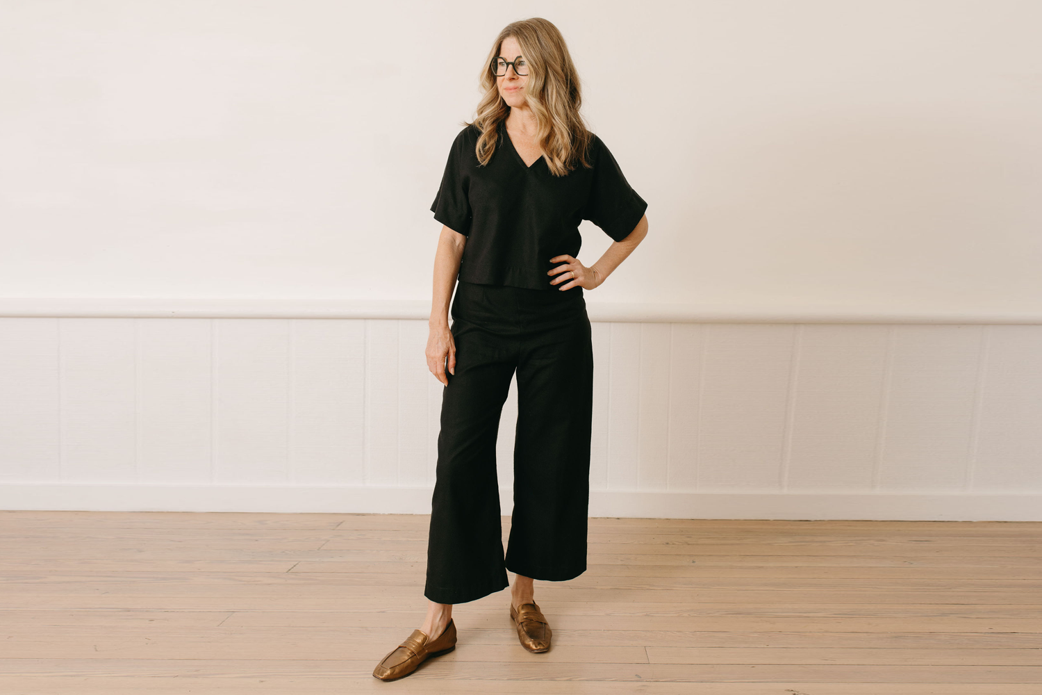 Why a monochrome outfit?